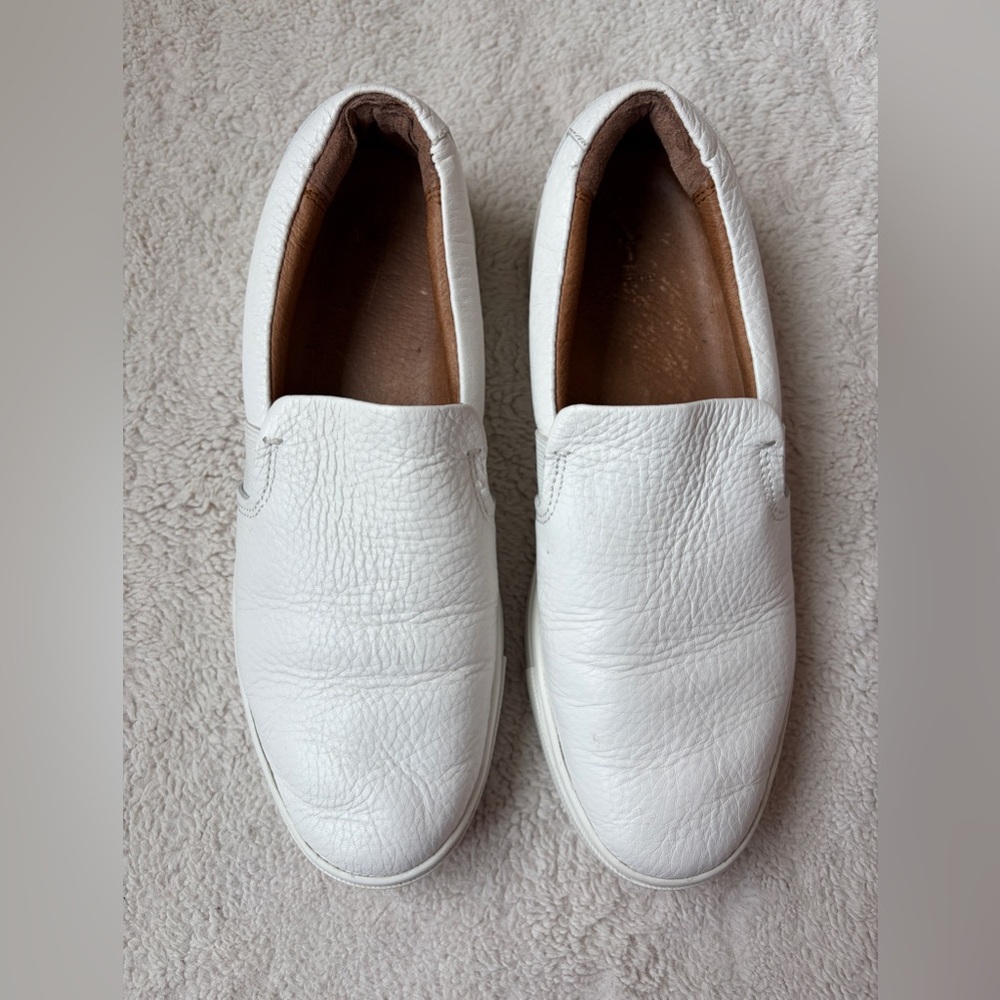 Frye White Leather Slip-On Shoes Women Size 7